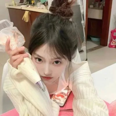 女主角